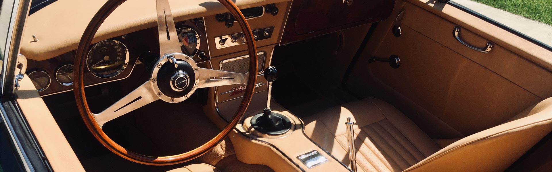 Austin-Healey-BJ8-Banner-7