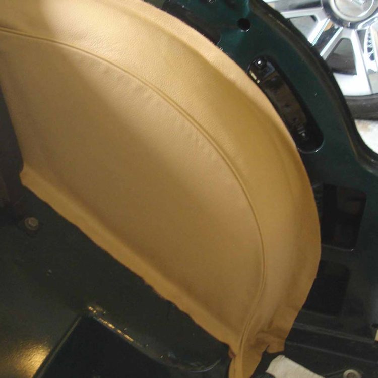Triumph TR2 fitted with Biscuit Light Tan Leather Wheelarch Covers.