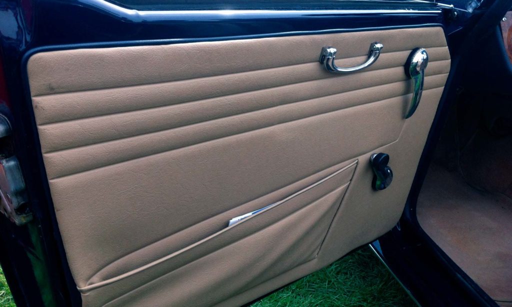 Triumph TR5 / TR250 fitted with Barley Beige Vinyl Trim Panels, and Cinnamon Wool Carpets.